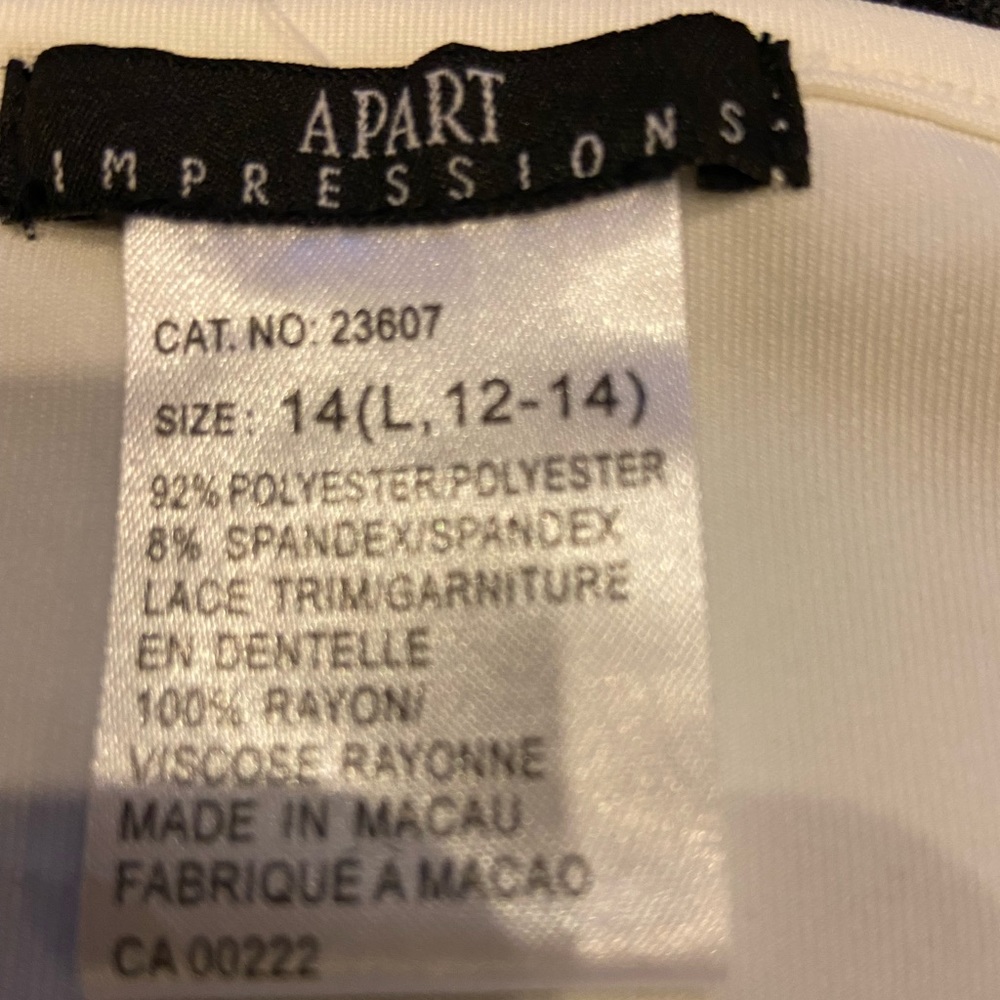 Apart Impressions Spaghetti Strap lace top Size Lrg. Off white- light be… - Picture 3 of 3